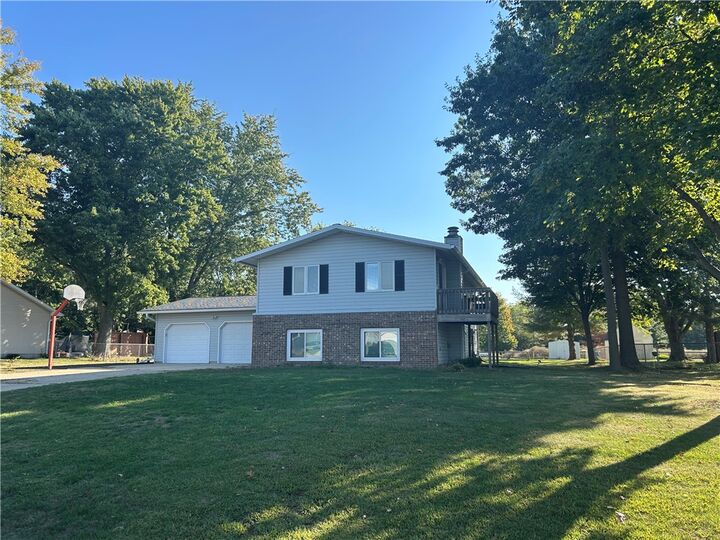 2670 Jennifer Drive  Decatur IL 62521 photo