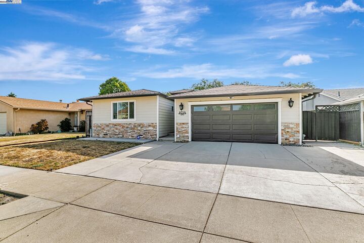 Property Photo:  4714 Serra Ave  CA 94538 
