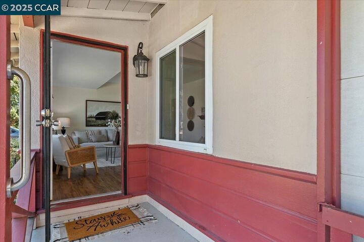 Property Photo: 1340 Peach Pl CA 94518