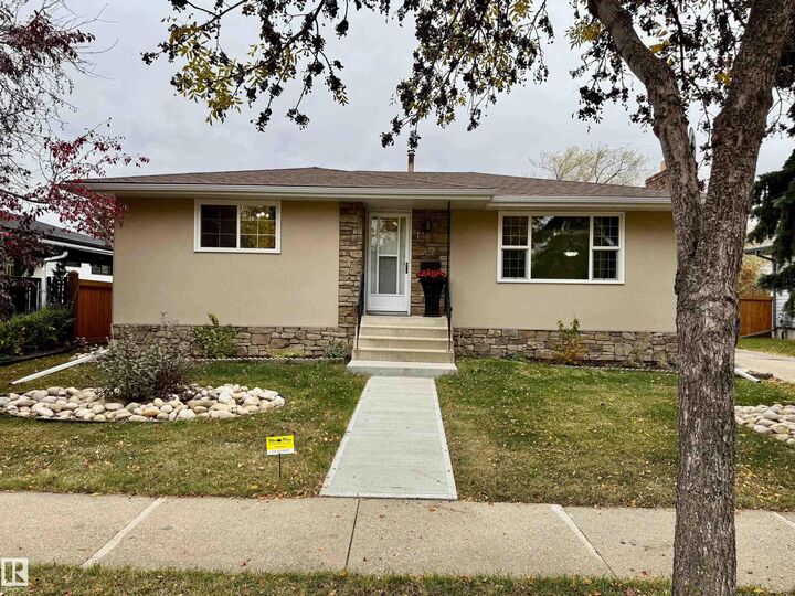14811 61A Street NW  Edmonton AB T5A 2A7 photo