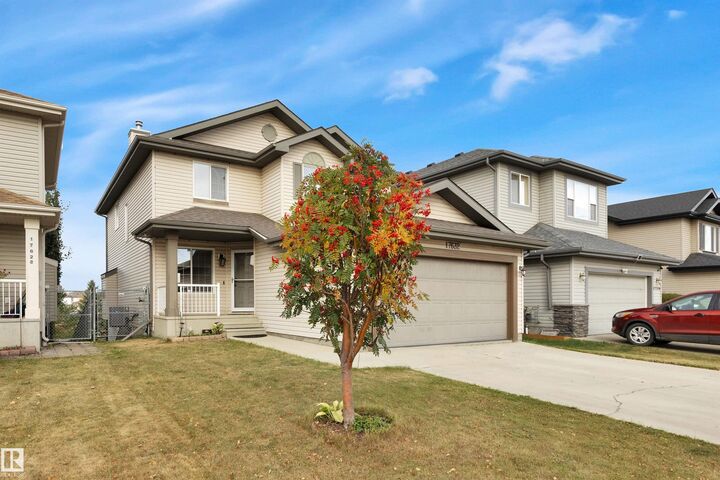 Property Photo:  17632 87 Street NW  AB T5Z 0A4 