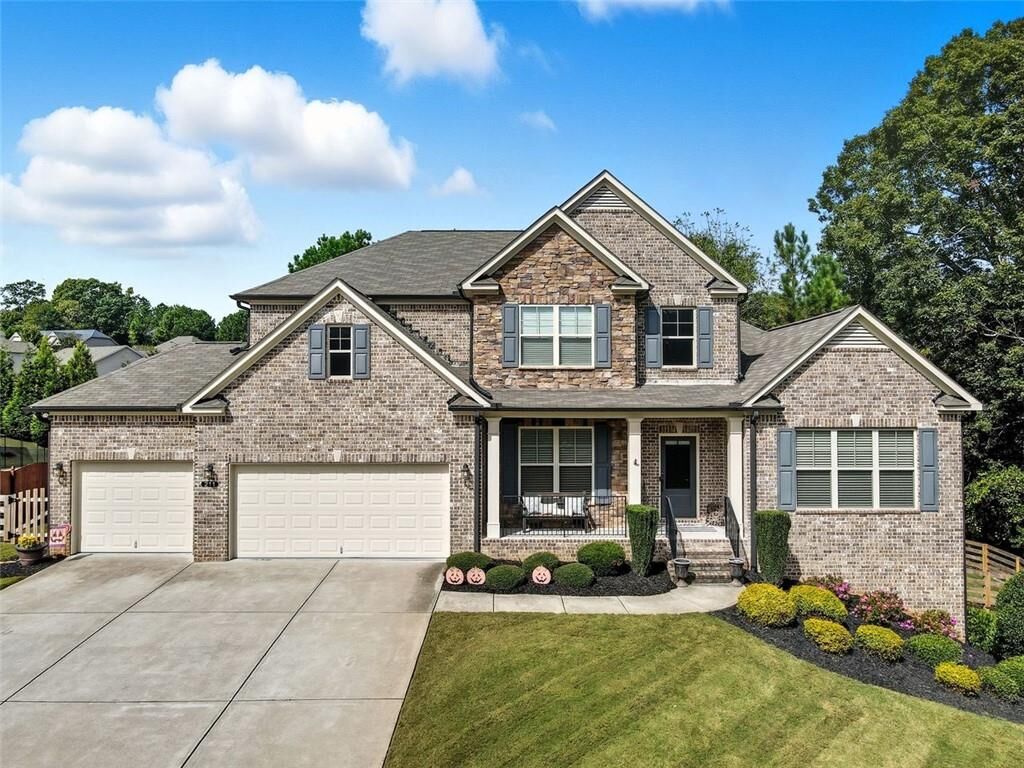 Property Photo: 211 Wilde Oak Court GA 30115