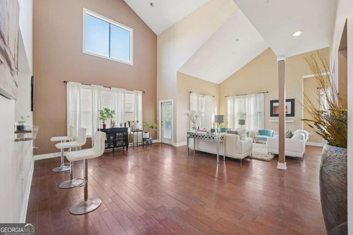 Property Photo: 799 Hammond Drive 402 GA 30328