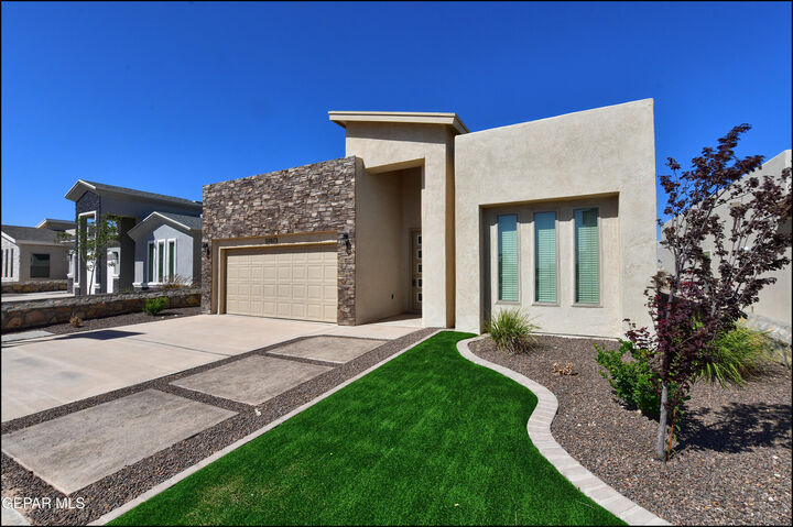 Property Photo:  51073 Sand Verbena Avenue  TX 79934