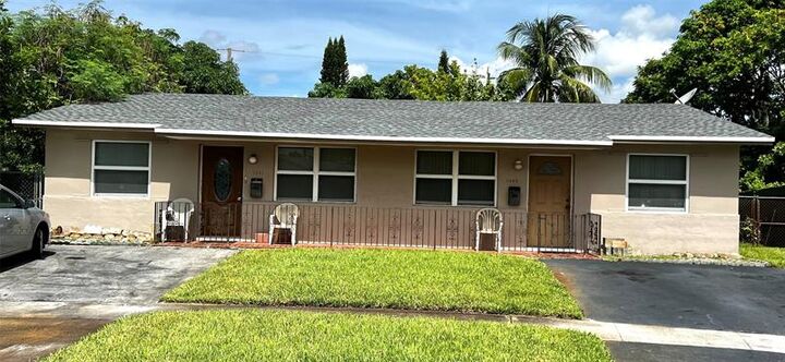 Property Photo: 1441 NW 58th Ave FL 33313