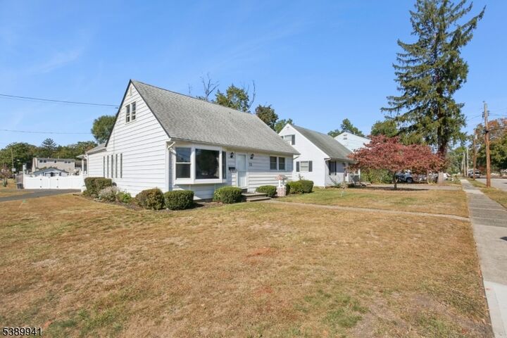 Property Photo:  72 Central Ave  NJ 07442 