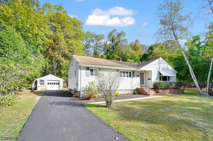 Property Photo: 18 Colfax Ave NJ 07465