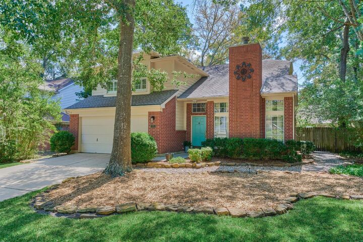 Property Photo: 31 Grey Birch Place TX 77381