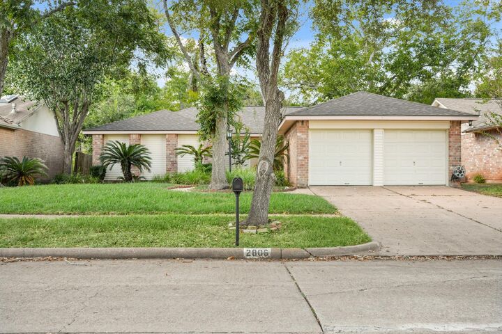 2806 Old Fort Road  Sugar Land TX 77479 photo