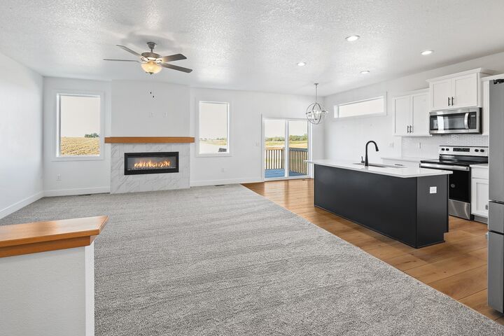Property Photo:  2928 Primrose Lane  IA 50219 