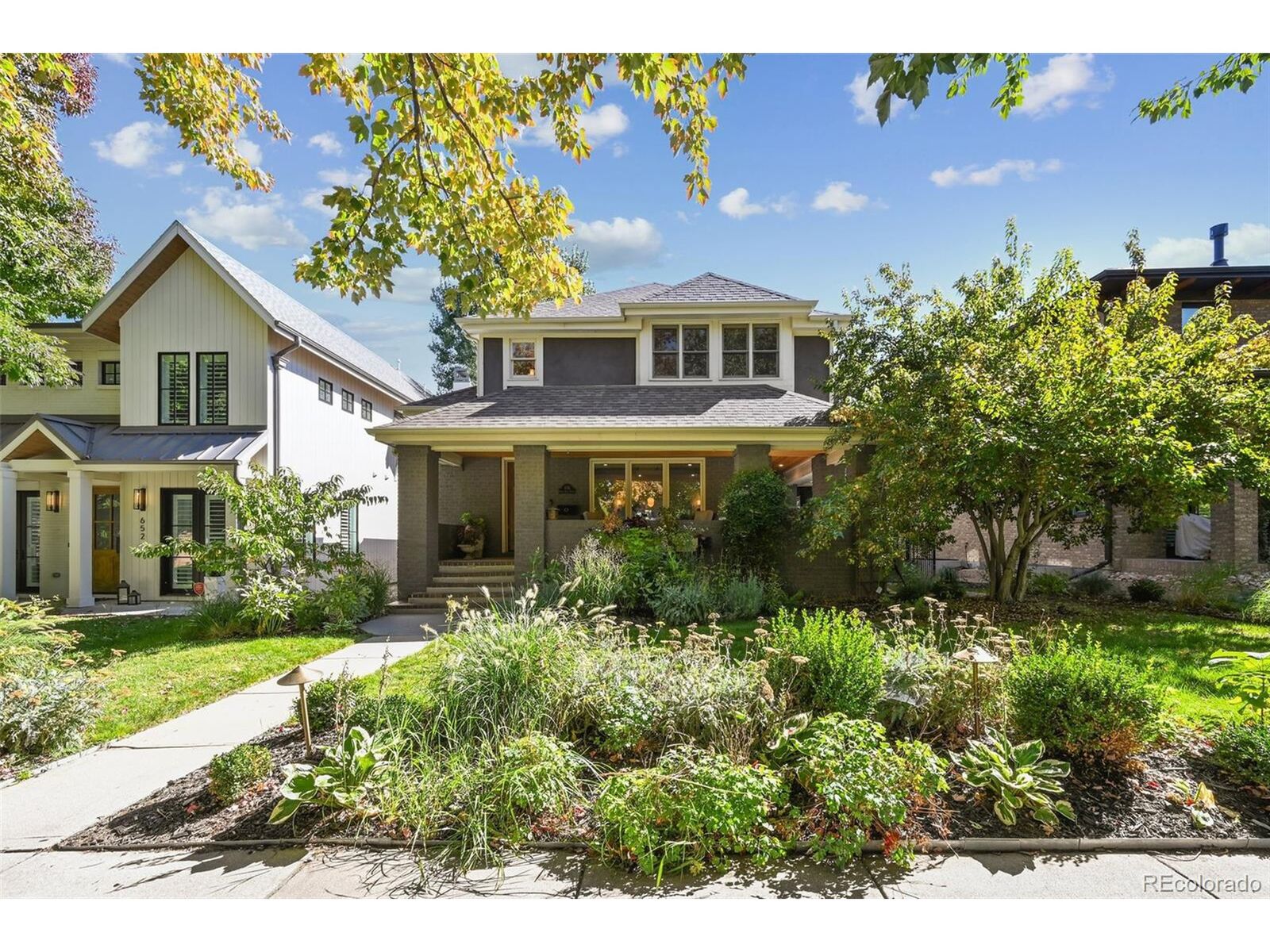 Property Photo:  656 S Race St  CO 80209 