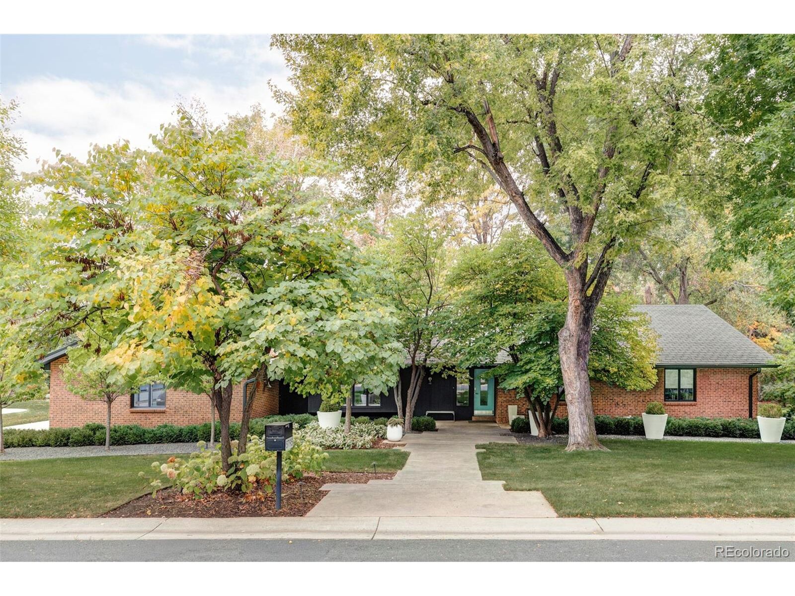 Property Photo:  5795 Oak Creek Ln  CO 80121 