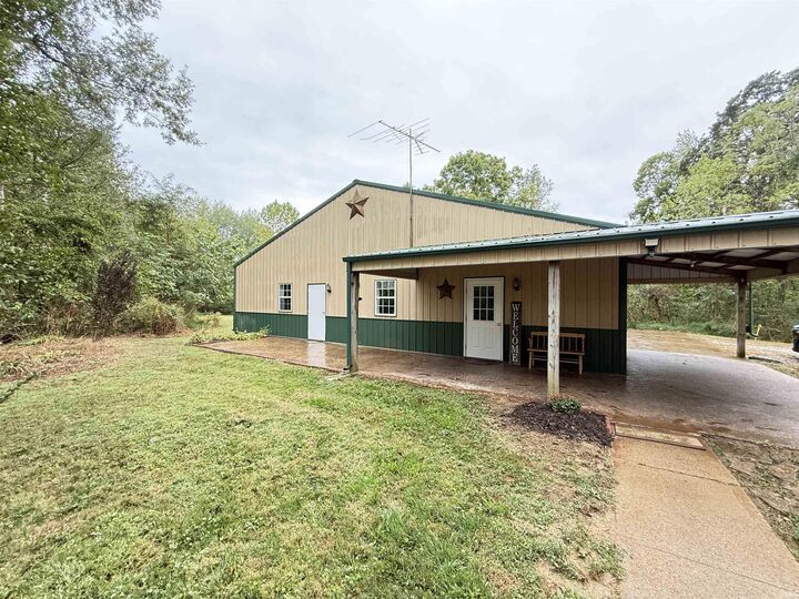 Property Photo:  6688 Nickens Road  IN 47601 