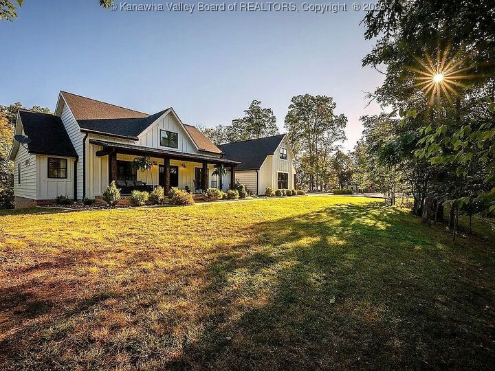 Property Photo:  482 Travelers Ridge  WV 25213 
