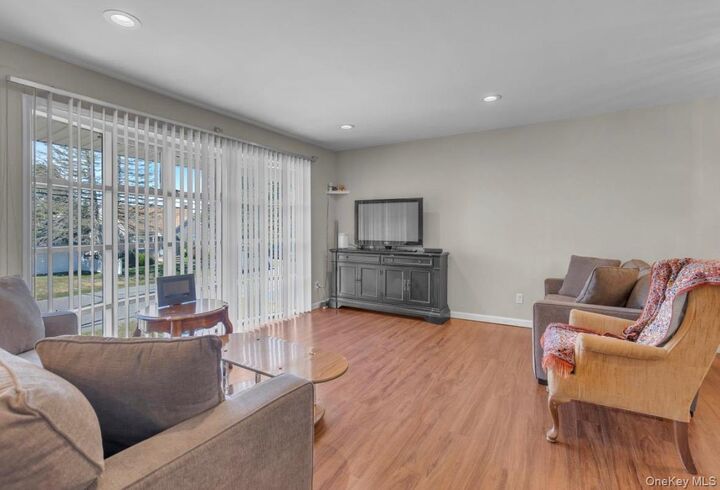 Property Photo: 149 Osceola Avenue NY 11729