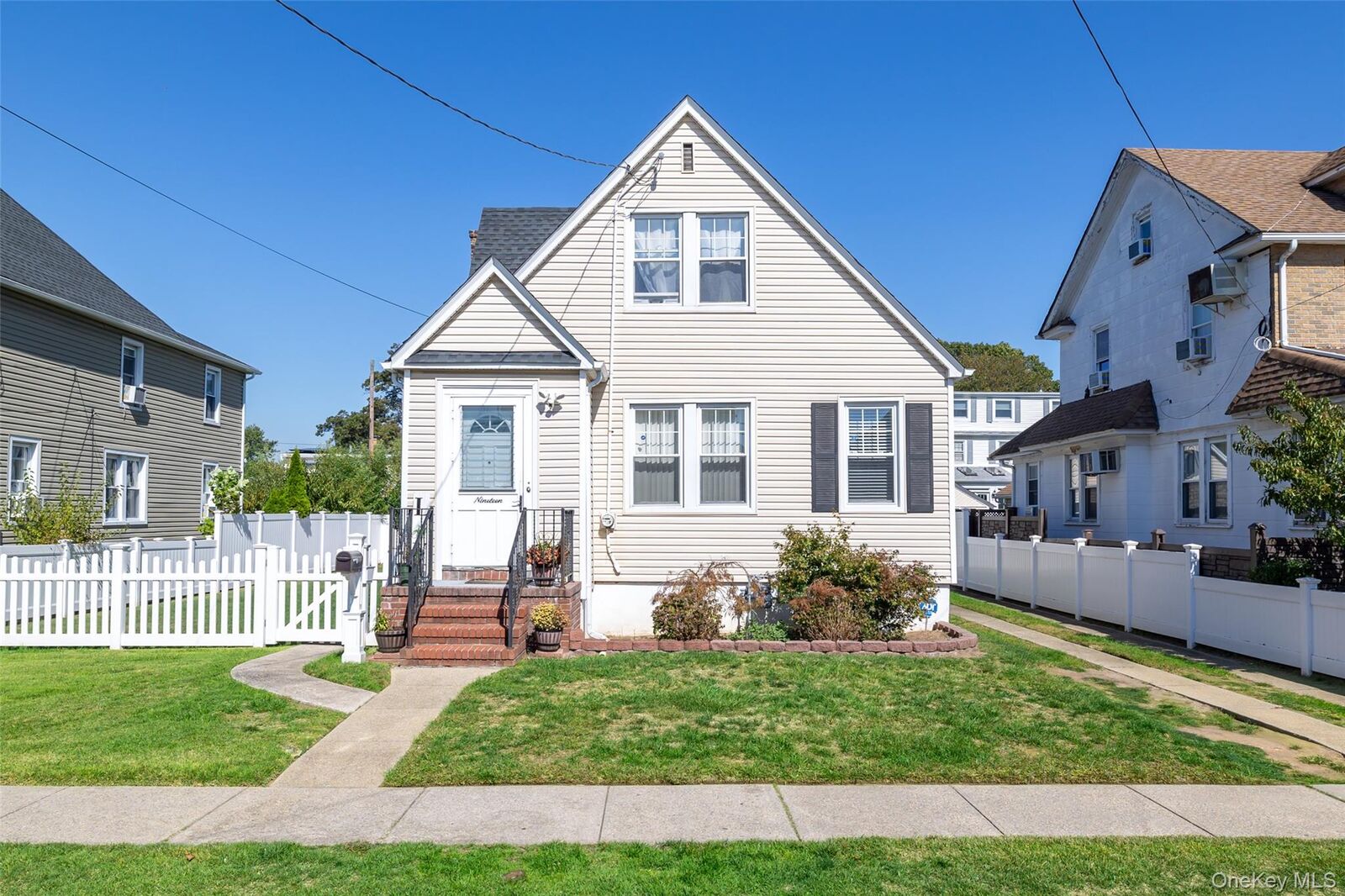 Property Photo: 19 Teneyck Avenue NY 11580