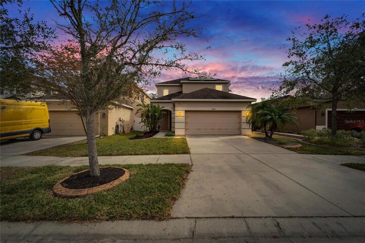 Property Photo:  12610 Geneva Glade Drive  FL 33578