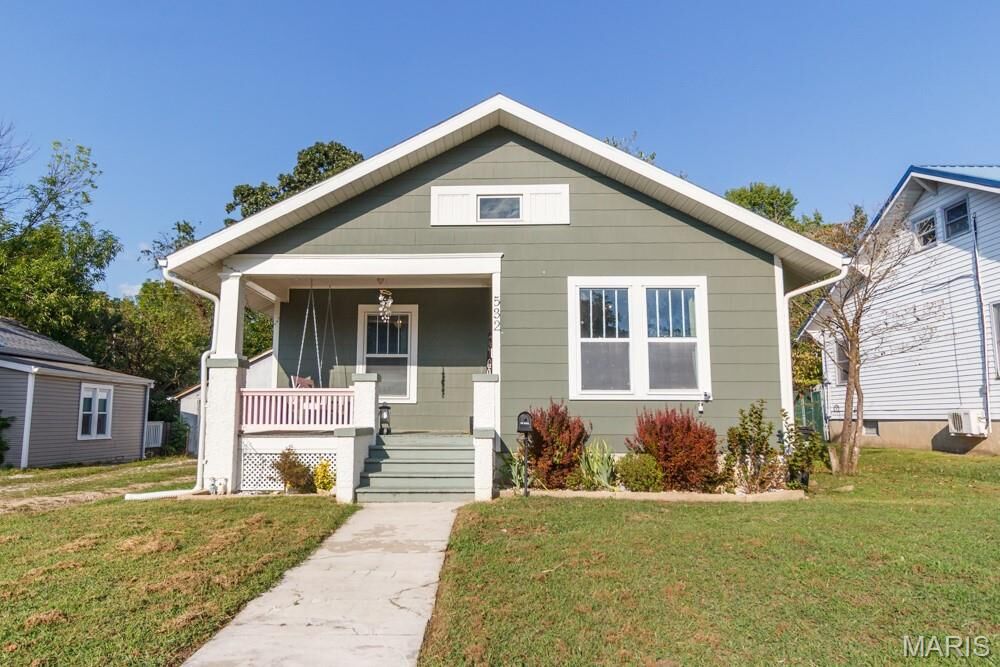 Property Photo: 532 N Monroe Street MO 65536