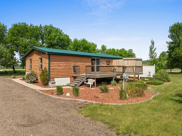 Property Photo:  1210 54th St  ND 58703 