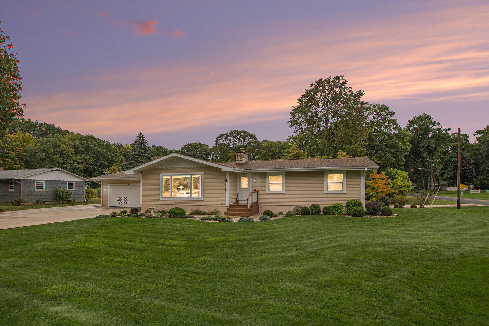 Property Photo:  2809 Farr Road  MI 49415