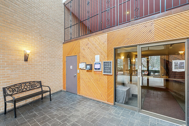 Property Photo:  700 N Bruce Lane 312  IL 60425 