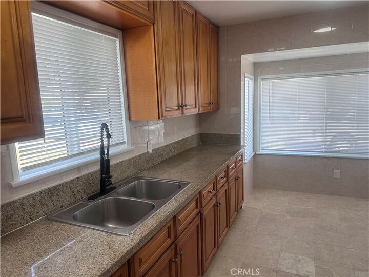 Property Photo:  215 N 7th Street  CA 90640 