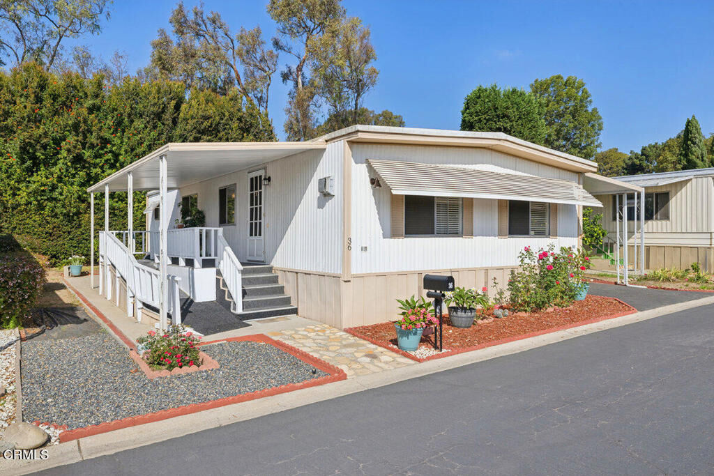 Property Photo: 36 Copland Circle 36 CA 93003