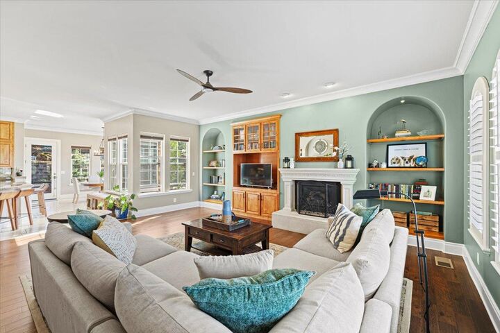 Property Photo:  1804 Park Oak Drive  CA 95661 