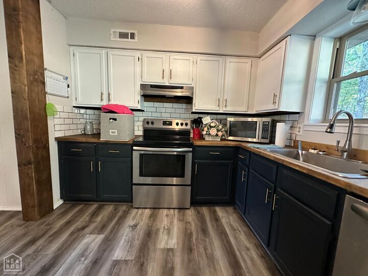 Property Photo: 4822 Creel Road AR 72601