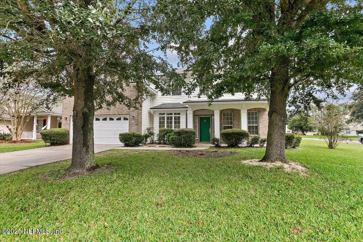 Property Photo: 1700 Windover Place FL 32092
