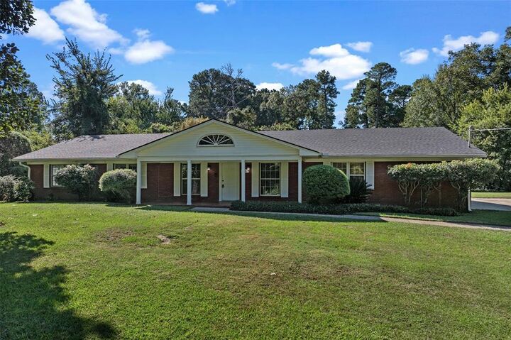 Property Photo: 55 Lake Forest LA 71109