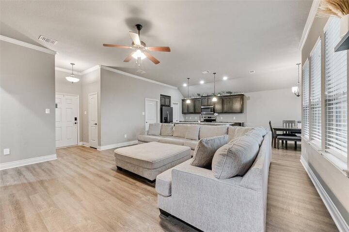 Property Photo:  107 Apache Drive  TX 75402 
