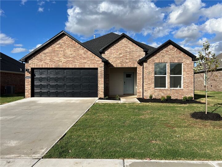 412 W Taverner Xing  Farmington AR 72730 photo
