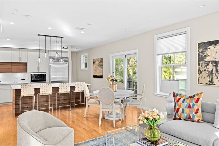 Property Photo:  56-58 Perry St 4  MA 02446 