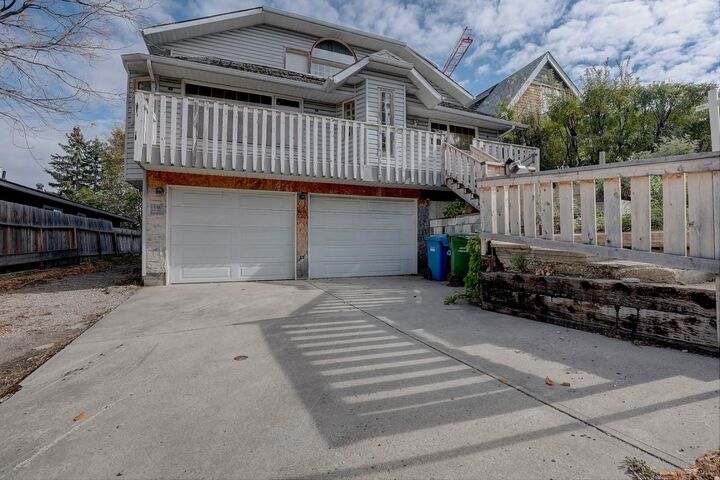 3610 Parkhill Street SW  Calgary AB T2S 2Z6 photo