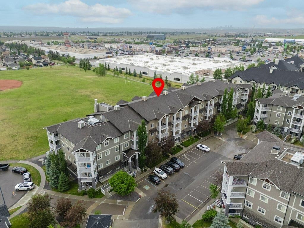 Property Photo:  115 Prestwick Villas SE 3305  AB T2Z 0M7 
