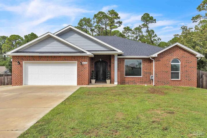8122 Sheffield Pl  Pensacola FL 32506 photo