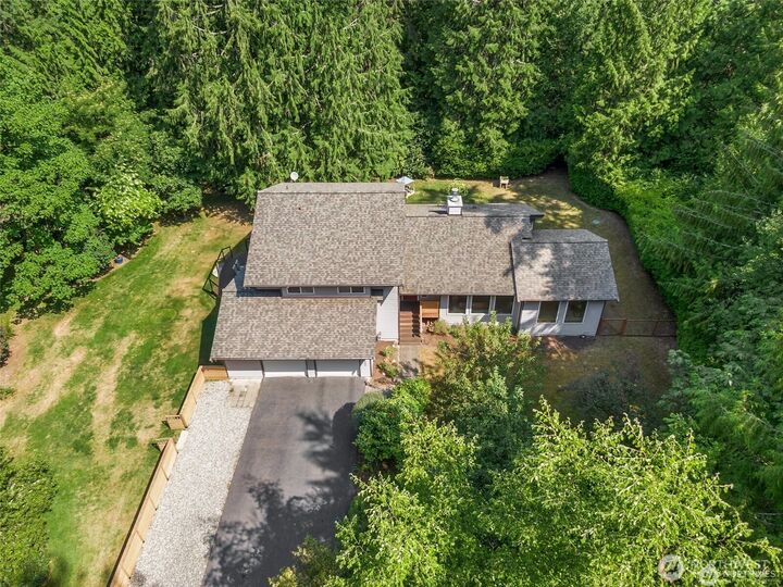 Property Photo: 23732 NE 63rd Place S WA 98053
