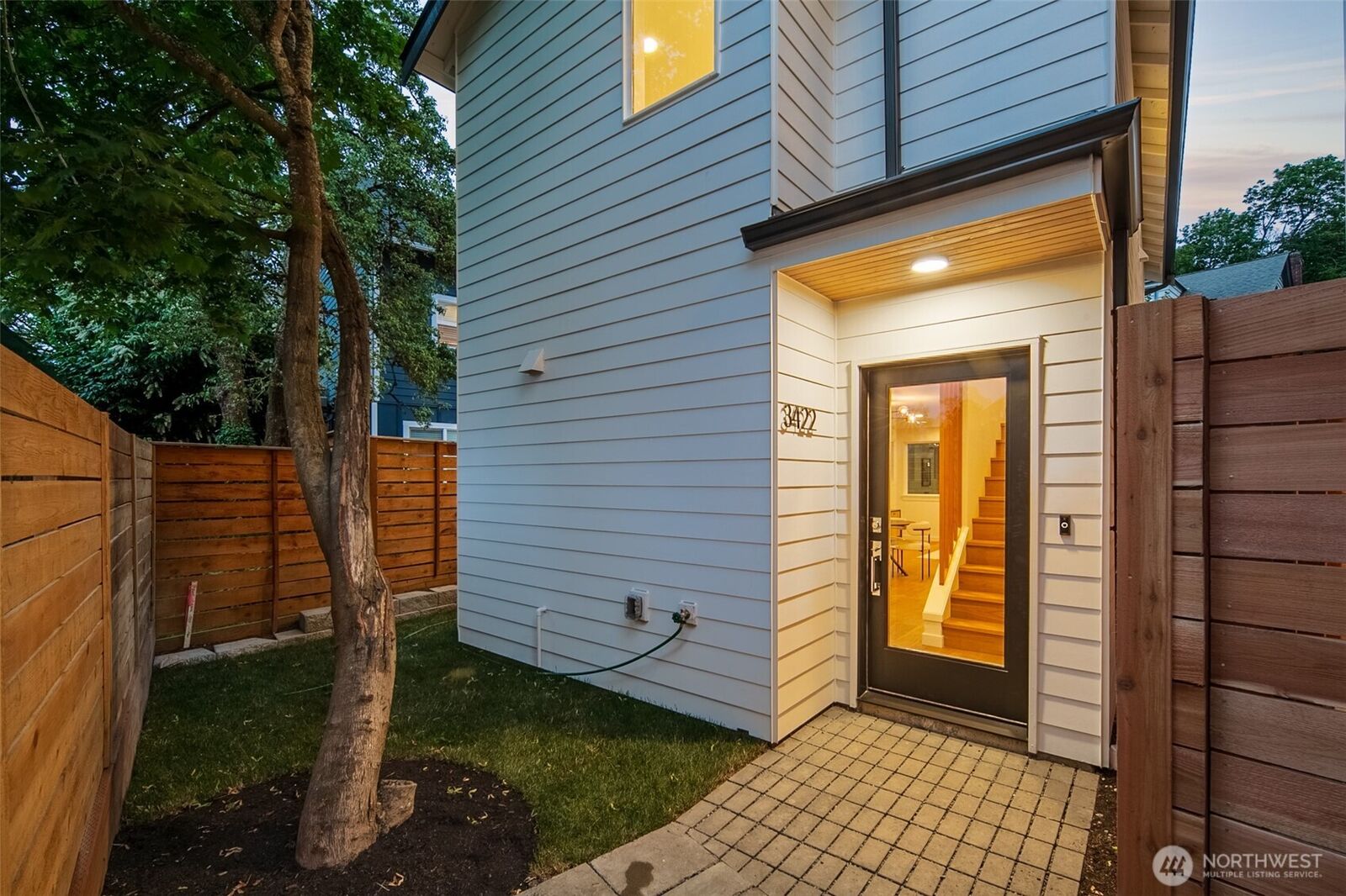 Property Photo:  3422  20th Avenue S  WA 98144 