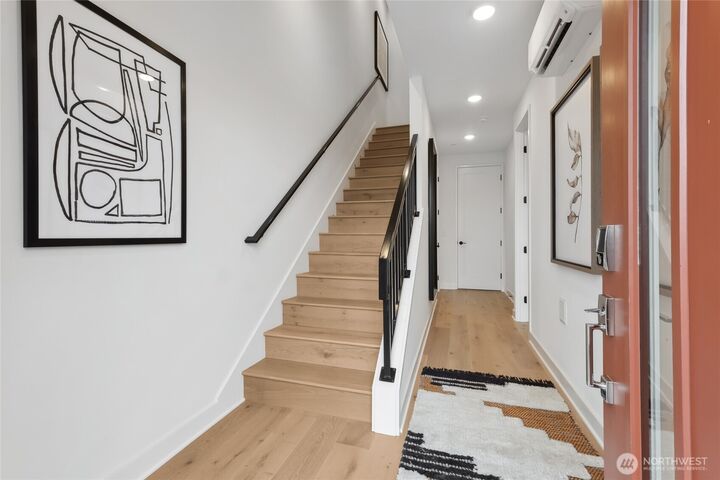Property Photo: 12237 137th Place NE 2807 WA 98052