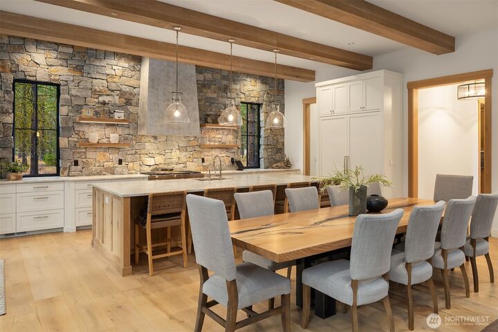 Property Photo:  300  Gold Leaf Lane  WA 98922 