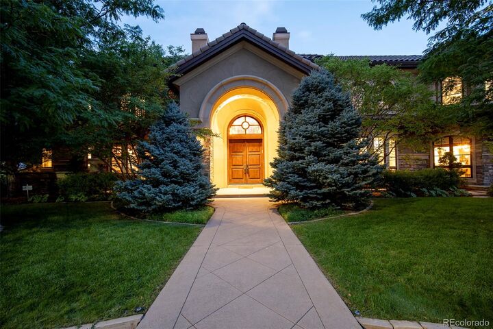 Property Photo:  7450 E 6th Avenue  CO 80230 
