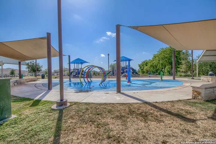 Property Photo: 10808 Quinn Ct TX 78252