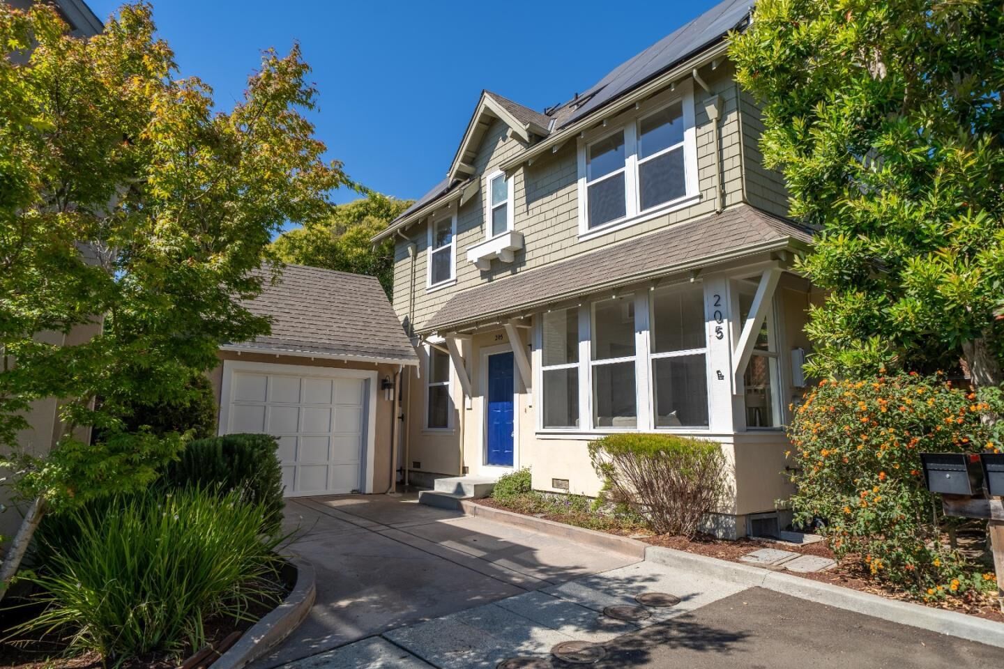 Property Photo:  205 Roosevelt Terrace  CA 95060 
