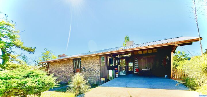 Property Photo: 1513 N Combs NM 88061