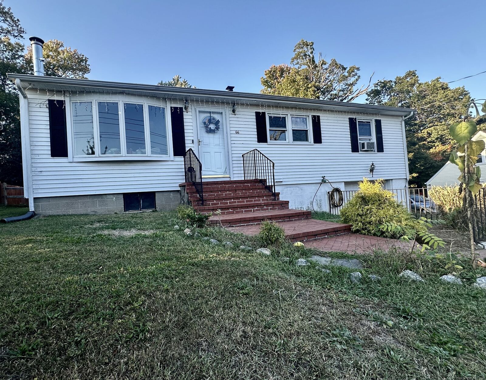 Property Photo:  66 Kent Street  CT 06461 