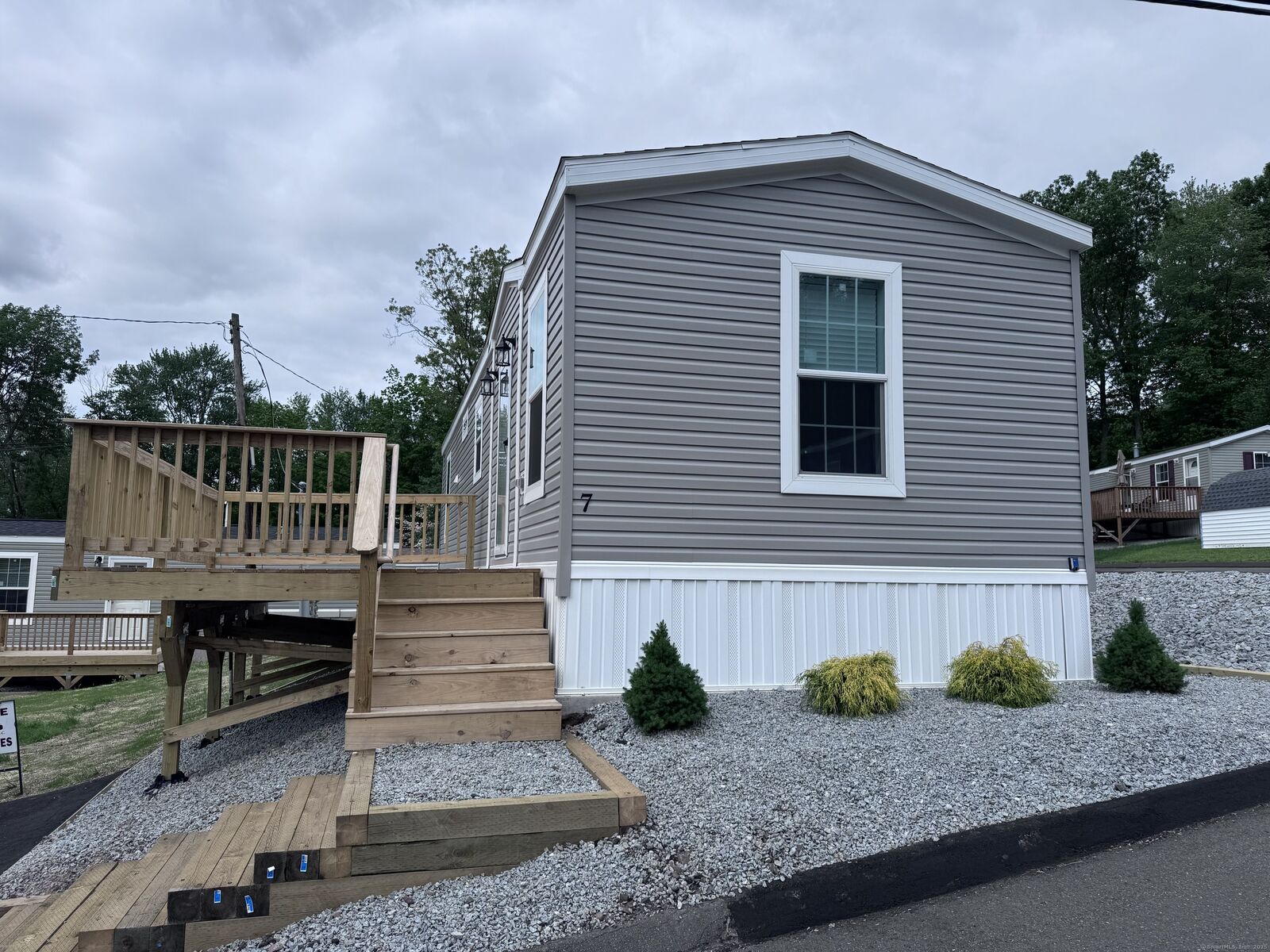 Property Photo: 7 Middle Terrace CT 06066