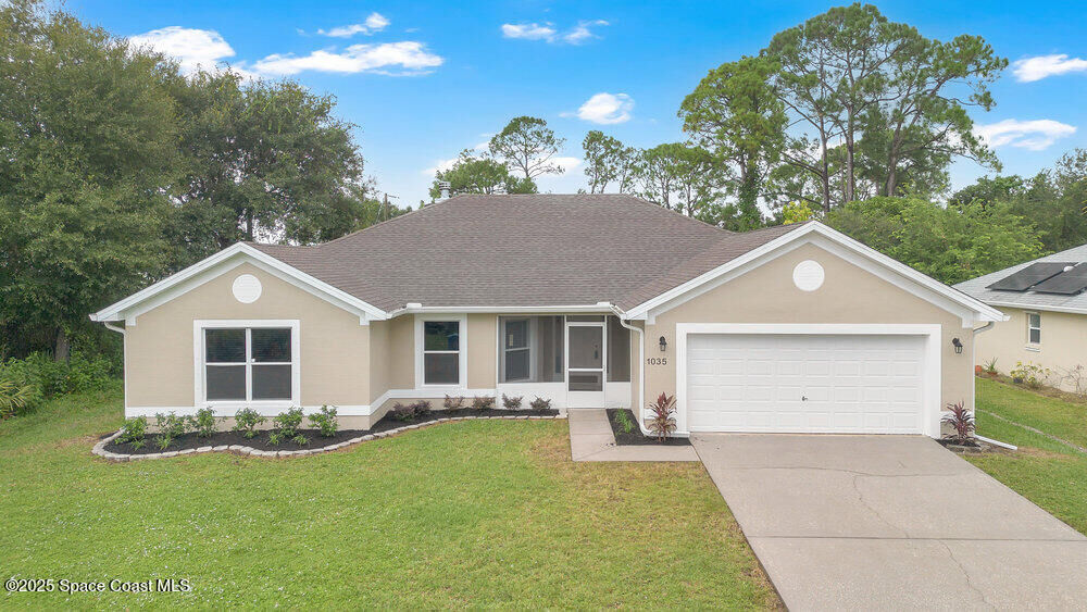 Property Photo:  1035 Utah Street SE  FL 32909 