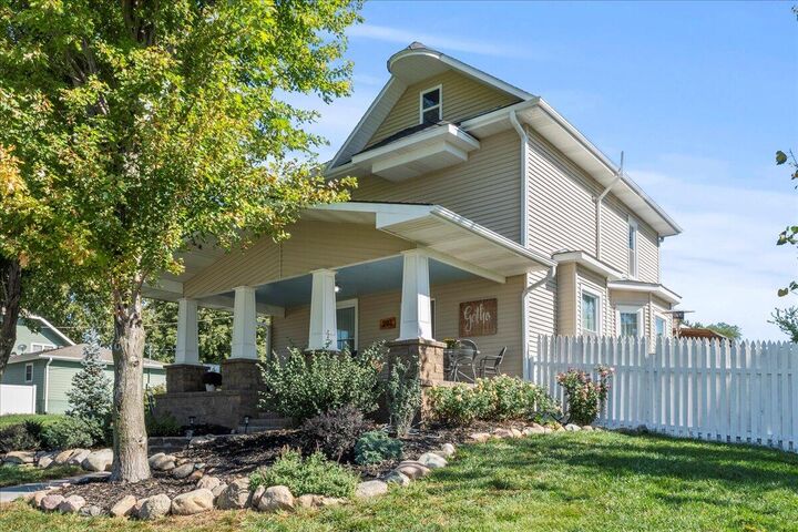 203 S Eyberg  Avenue  Treynor IA 51575 photo