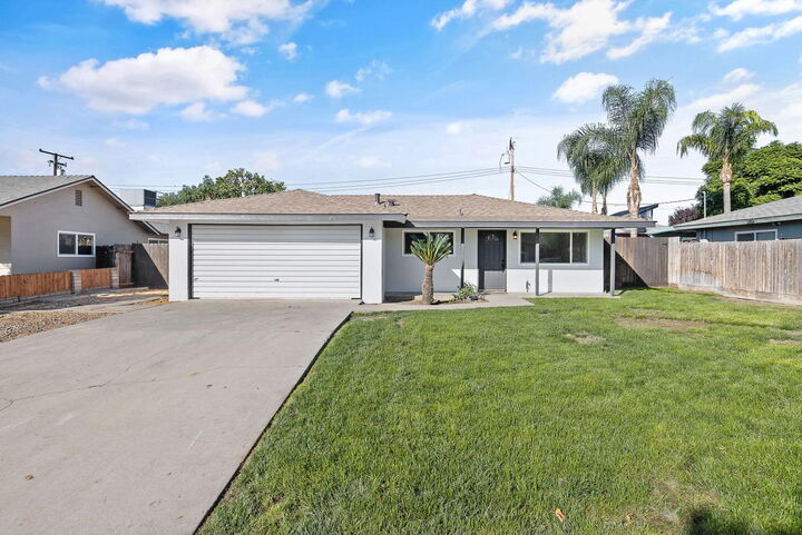 3847 S Verde Vista Street  Visalia CA 93277 photo